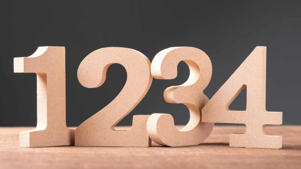 【完全版】インスタストーリーに複数写真を載せる方法！おしゃれなレイアウトのコツも解説